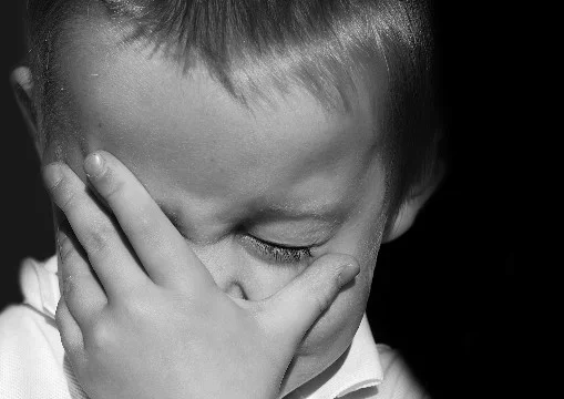 Исполните желание ребёнка. Ваш выбор — это лишь один из вариантов стечения обстоятельств. Можете считать, что вы здесь не причём...