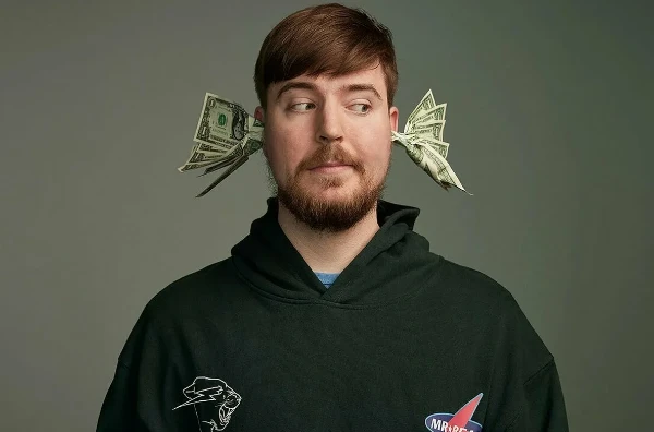 в данном крутом тесте вы выберите САМОЕ ЛУЧШЕЕ ВИДИО МИСТЕР БИСТА!
MrBeast, — американский ютубер и филантроп.