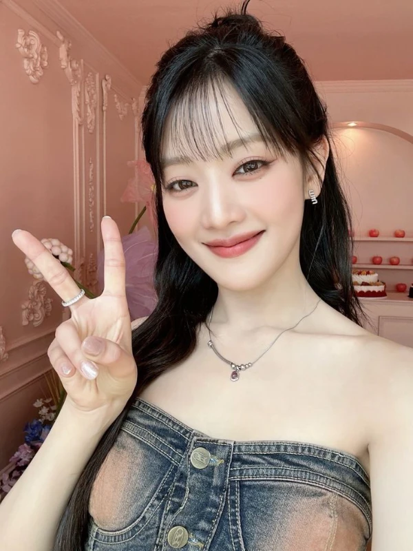 Jisoo_37 - Минни из (G)I-DLE. Логично же) Jisoo_37 - Минни из (G)I-DLE. Логично же)
