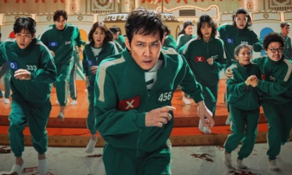 Какой персонаж из двух сериалов является лучшим? Оба сериала являются достаточно популярными. Из-за схожей концепции смертельных игр их часто сравнивают. Я посмотрел оба)
