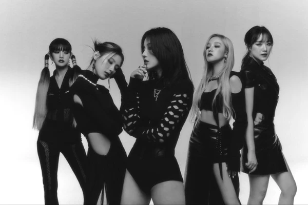 будут представлены песни женской группы (g)i-dle, вам всего лишь нужно будет выбрать понравившуюся) приятного времени провождения) (будет приятно если напишите топ-3 песен данной группы;))