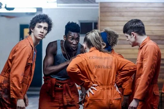64 персонажа британского сериала про людей, обретающих суперсилы после странной грозы.

Очень много спойлеров.

Участвуют не только основные персонажи, но и второстепенные с эпизодическими.