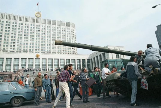 Вы за красных или белых? Страны Оси, или Союзники? СССР или НАТО? Эти и множество других интересных и довольно острых вопросов ждут Вас сегодня!
