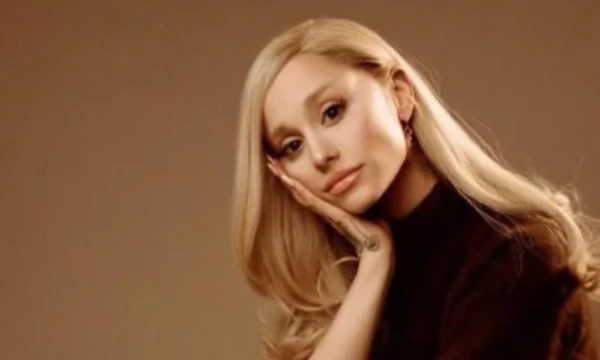 Назови все песни последних 3-х альбомов Ariana Grande. Начиная с Positions, продолжая Eternal Sunshine, заканчивая крайним, выпущенным в этом году альбомом - Petal ✿ 
Также, сюда входят делюкс песни. 