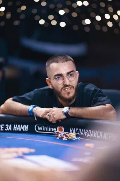 Ренатко Шарнирко Шачирко