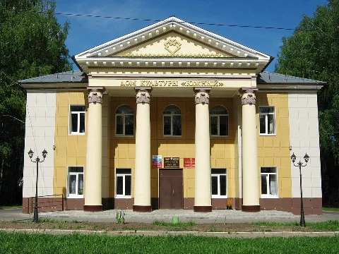 В данном турнире, я предлагаю выбрать самый важный объект инфраструктуры в городе. В список не включены жилые дома, заводы, транспортная и узкоспециализированная инфраструктура.