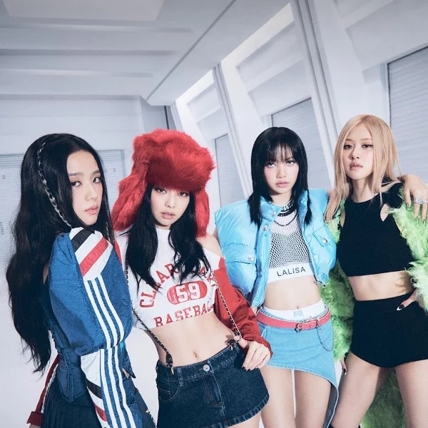 Выбери лучшую или любимые женскую k-pop группу. Присутствуют группы всех поколений.