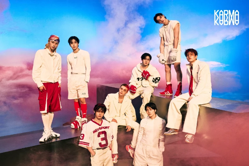 Обзор: Stray Kids - CEREMONY #17 Обзор: Stray Kids - CEREMONY #17