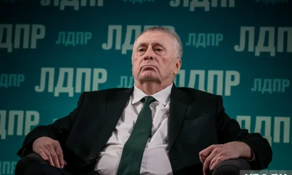 Сможете ли вы выиграть выборы и стать президентом России?
Станьте хорошим правителем и ваше имя будет жить вечно!
Идею брал у пользователя: Demir Ahmed