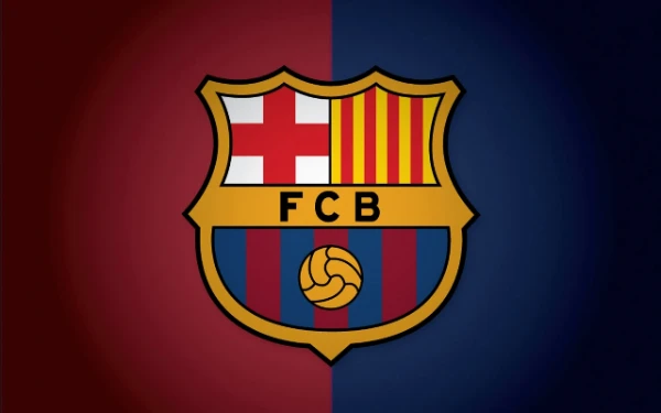 Вам предстоит выбрать лучшего игрока среди легенд «‎‎Барселоны» и мадридского «Реала»